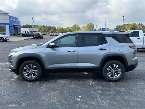 New 2026 Chevrolet Equinox LT w/ Convenience Package II image 6