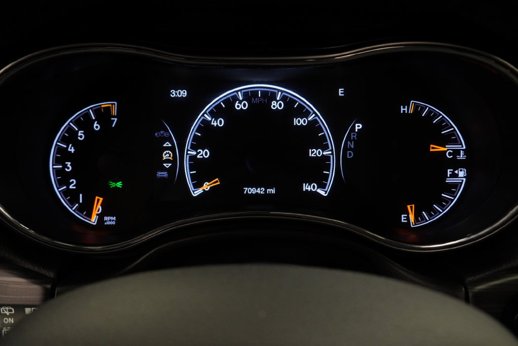 Certified 2021 Jeep Grand Cherokee Limited w/ Quick Order Package 28K 80th AWD/4WD image 27