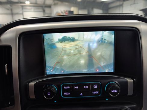 Used 2018 GMC Sierra 1500 SLT image 13