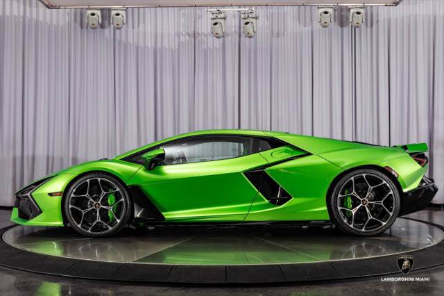 Used 2024 Lamborghini Revuelto AWD/4WD image 14