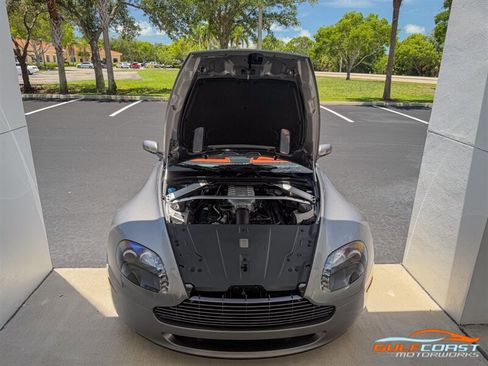 Used 2007 Aston Martin V8 Vantage Coupe RWD image 34