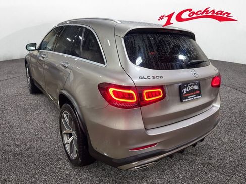 Used 2021 Mercedes-Benz GLC 300 4MATIC image 17
