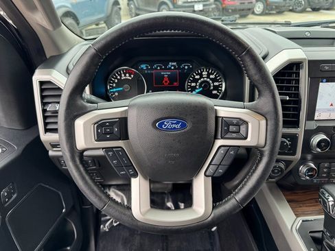 Certified 2019 Ford F150 Lariat w/ Equipment Group 502A Luxury image 21