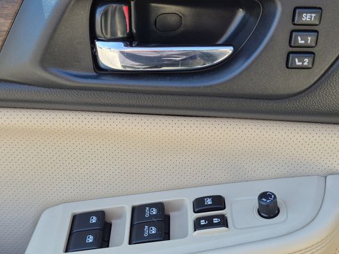 Used 2016 Subaru Outback 2.5i Limited AWD/4WD image 14