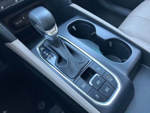 Used 2020 Hyundai Santa Fe Limited image 33