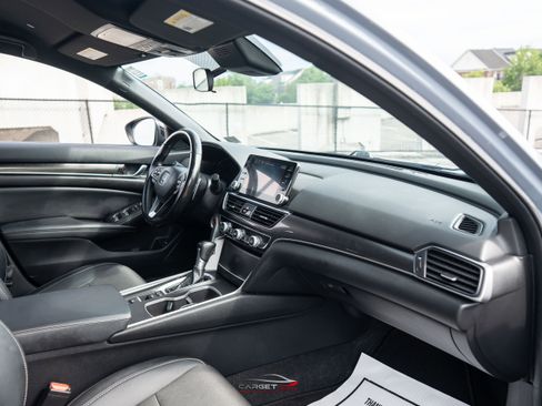 Used 2021 Honda Accord Sport image 15