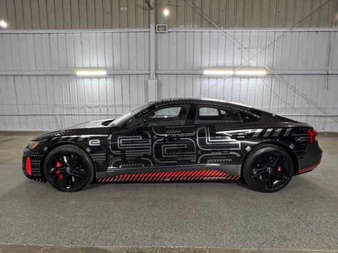 Used 2023 Audi RS e-tron GT image 18