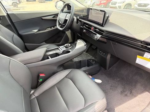 New 2026 Kia EV6 Wind RWD image 23
