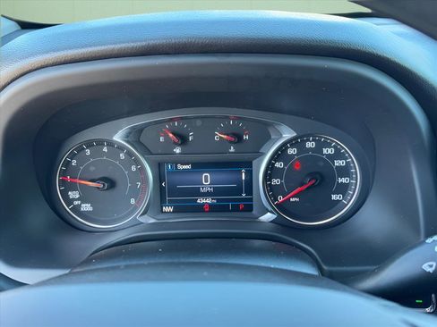 Used 2023 GMC Acadia SLE w/ Driver Convenience Package image 21