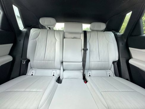 Used 2024 Cadillac Lyriq Sport AWD/4WD image 33
