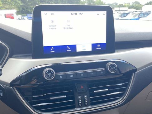 Used 2022 Ford Escape SEL FWD image 21