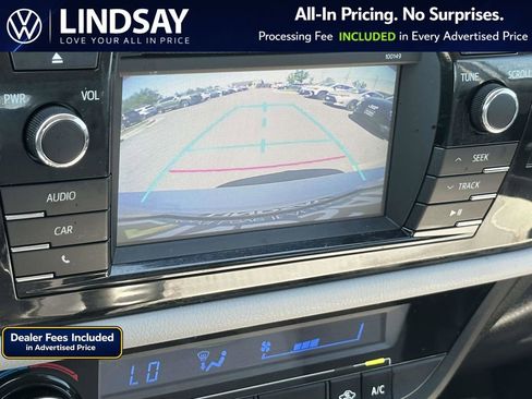 Used 2015 Toyota Corolla LE FWD image 17