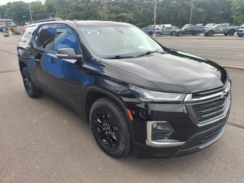 Used 2023 Chevrolet Traverse LT w/ Midnight/Sport Edition AWD/4WD image 3