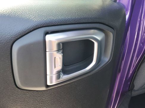 New 2026 Jeep Gladiator Sport image 17