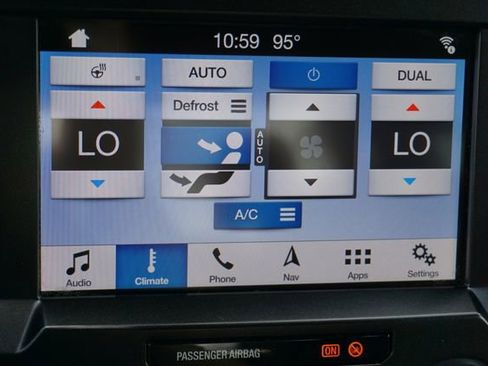 Certified 2019 Ford F450 Platinum w/ Platinum Ultimate Package AWD/4WD image 20