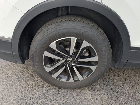 Used 2024 Volkswagen Tiguan S image 34