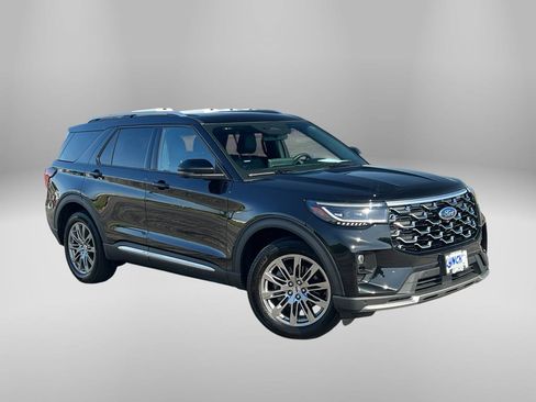 Used 2026 Ford Explorer Platinum AWD/4WD image 5