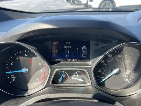 Certified 2019 Ford Escape SEL image 21