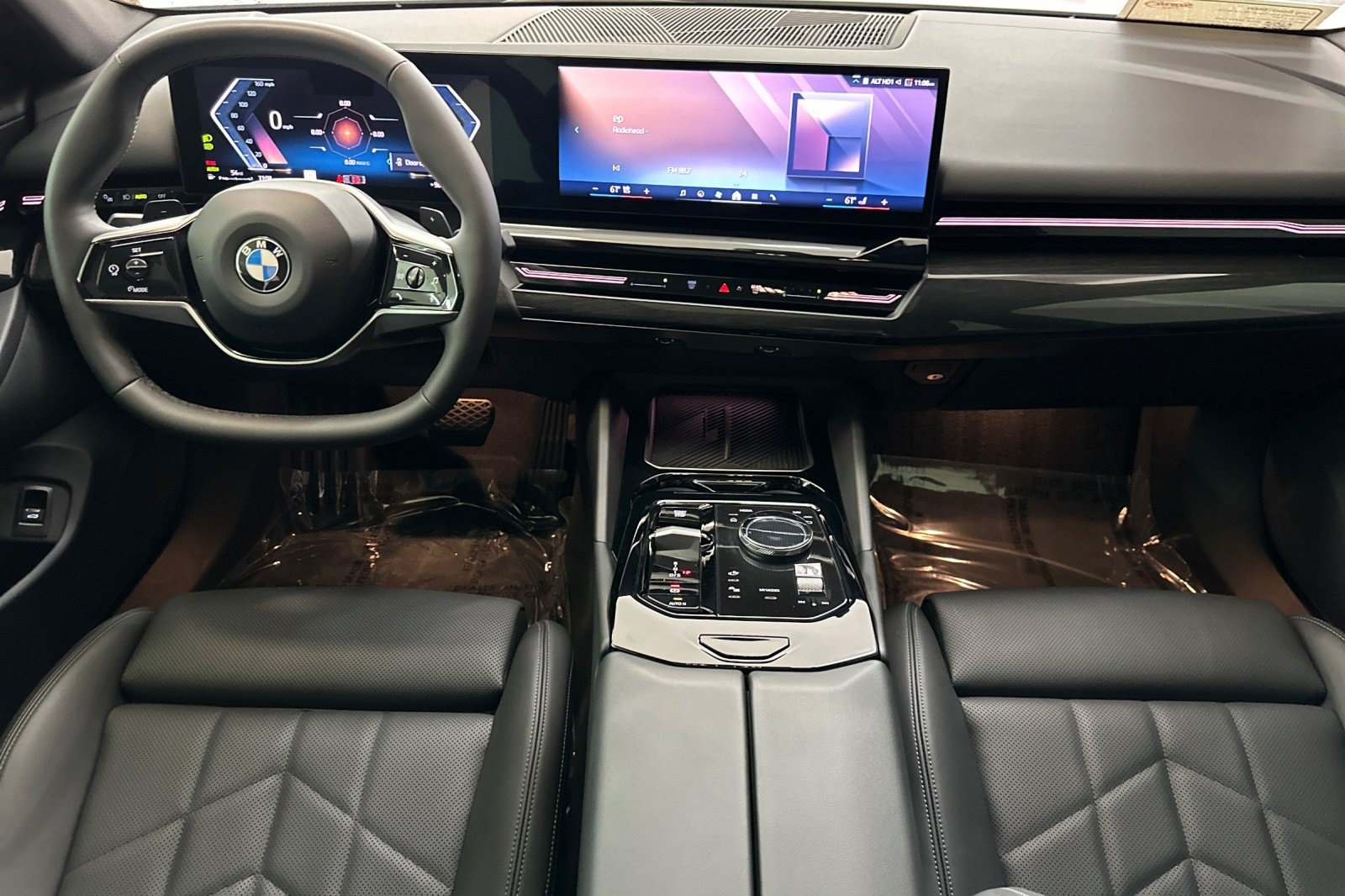 Certified 2024 BMW 530i w/ Convenience Package RWD image 15