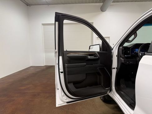 Used 2023 Chevrolet Silverado 1500 LT AWD/4WD image 54