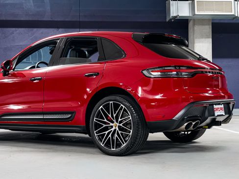 Used 2023 Porsche Macan S w/ Premium Package Plus AWD/4WD image 41