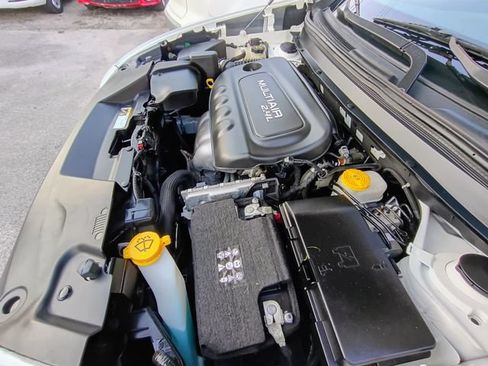 Used 2018 Jeep Cherokee Limited AWD/4WD image 68