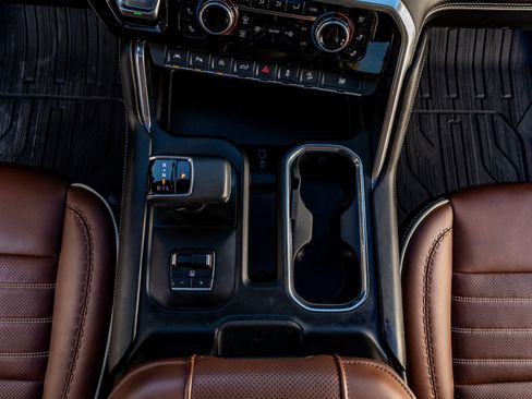 Used 2022 GMC Sierra 1500 Denali Ultimate image 28