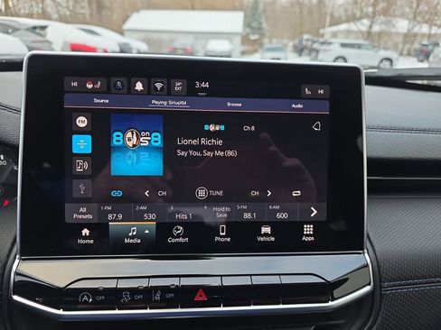 New 2026 Jeep Compass Latitude w/ Sun and Sound Group image 17