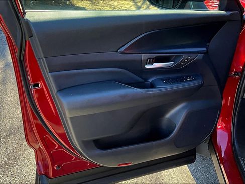 Certified 2025 Toyota Grand Highlander AWD Hybrid image 21