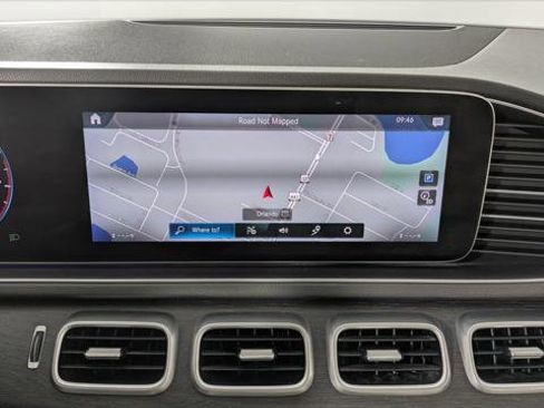 Used 2020 Mercedes-Benz GLE 350 4MATIC w/ Premium Package image 30