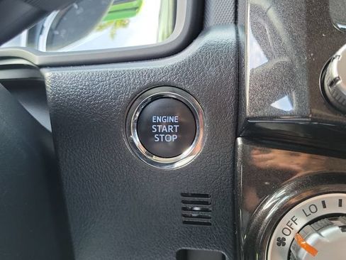 Used 2022 Toyota 4Runner TRD Off-Road Premium w/ Moonroof Package AWD/4WD image 23