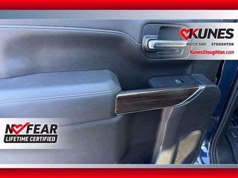 Used 2020 Chevrolet Silverado 1500 LT Trail Boss image 39