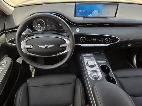 Used 2025 Genesis GV70 2.5T w/ Select Package image 27