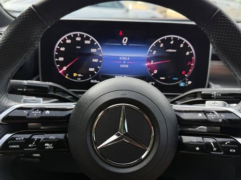 Used 2023 Mercedes-Benz C 300 4MATIC Sedan image 47
