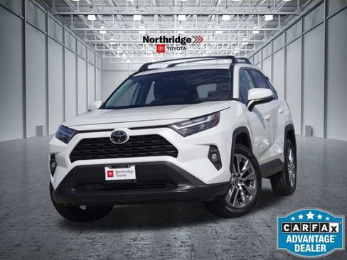 Used 2022 Toyota RAV4 XLE Premium FWD image 1