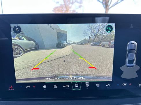 Used 2024 Ford Mustang GT Premium image 10