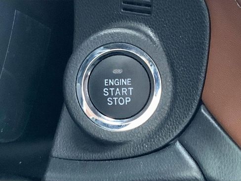 Certified 2025 Subaru Outback Touring image 15