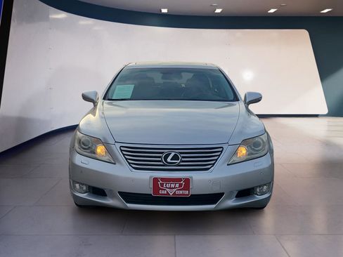 Used 2012 Lexus LS 460 w/ Comfort Pkg image 8
