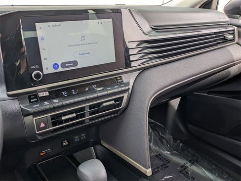 Used 2025 Toyota Camry LE image 15