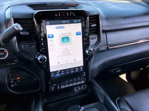 Used 2022 RAM 3500 Limited image 7