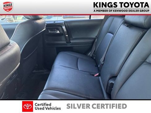 Used 2018 Toyota 4Runner TRD Off-Road Premium AWD/4WD image 10