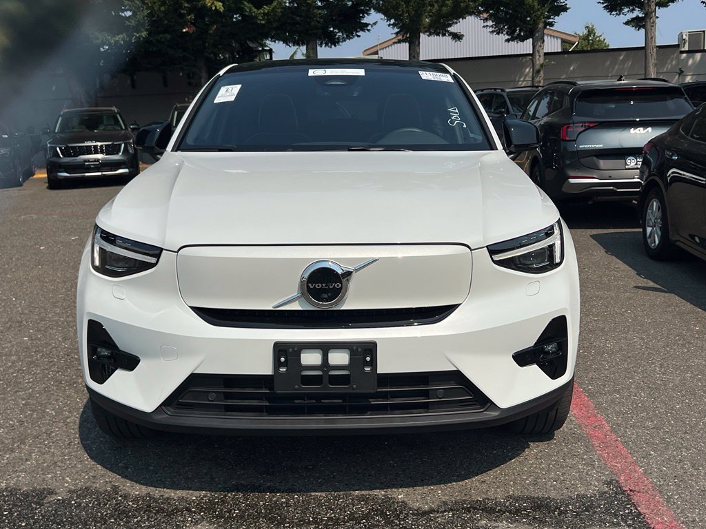 Used 2023 Volvo C40 P8 Recharge Ultimate AWD/4WD image 4