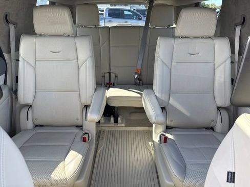 Certified 2024 Cadillac Escalade Sport Platinum w/ LPO, ONYX Package AWD/4WD image 30