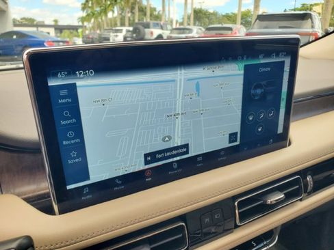 Used 2022 Lincoln Nautilus Reserve image 23