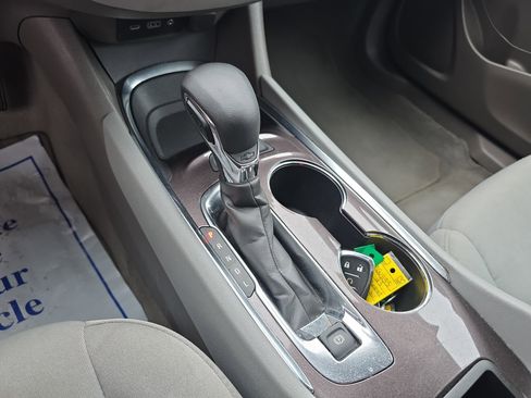 Used 2023 Chevrolet Malibu LT image 23