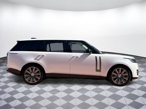 Used 2023 Land Rover Range Rover Long Wheelbase SE AWD/4WD image 8