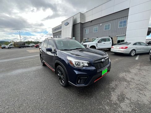 Used 2019 Subaru Forester Sport AWD/4WD image 3