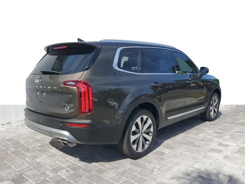Used 2020 Kia Telluride EX w/ EX Premium Package image 6