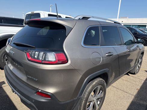 Used 2021 Jeep Cherokee Limited w/ Elite Package image 20