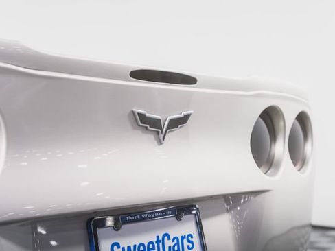 Used 2007 Chevrolet Corvette Z06 w/ Preferred Equipment Group RWD image 59
